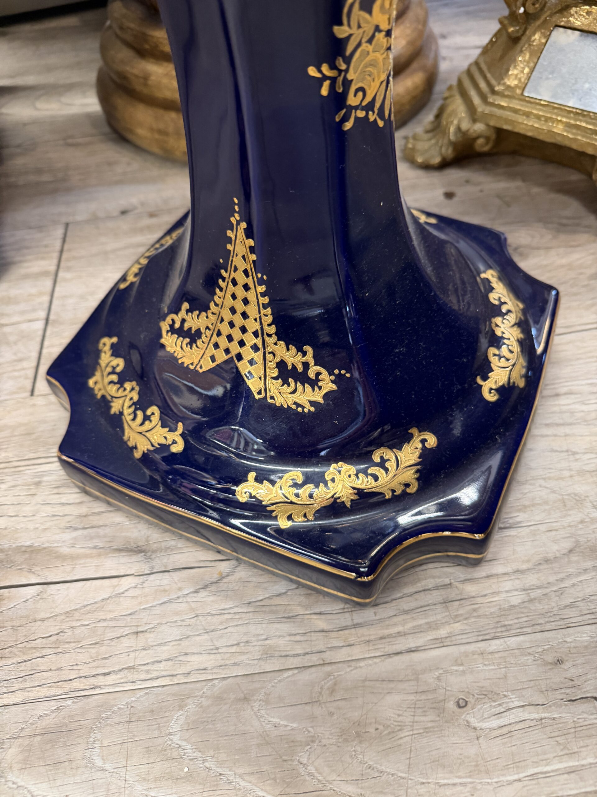 Pair of French Sèvres-Style Cobalt Blue Palace Urns - Image 4